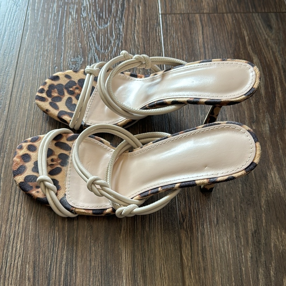 Heels - Picture 4 of 5
